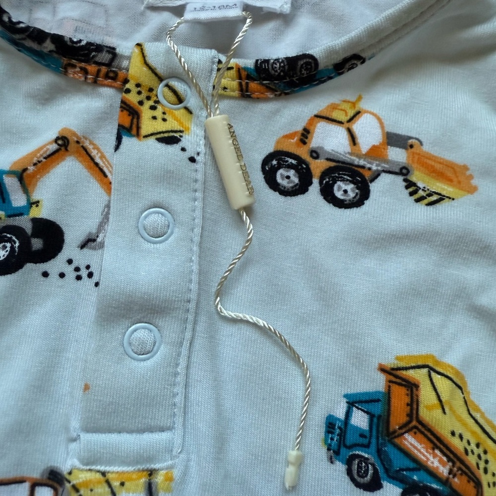 NWOT Angel Dear Bamboo Construction Trucks Shirt 12-18 Months - Picture 2 of 6